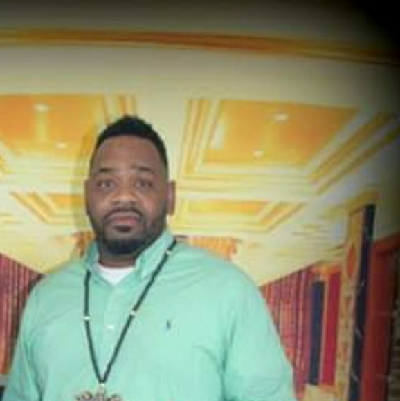 Meet your Posher, Erik - Picture 1 of 1